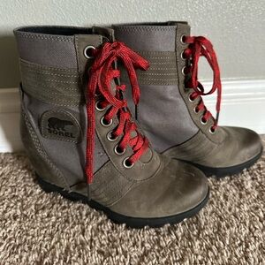 SOREL Lexie Boots